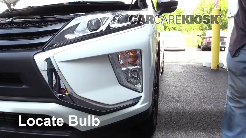 2018 Mitsubishi Eclipse Cross LE 1.5L 4 Cyl. Turbo Lights Fog Light (replace bulb)